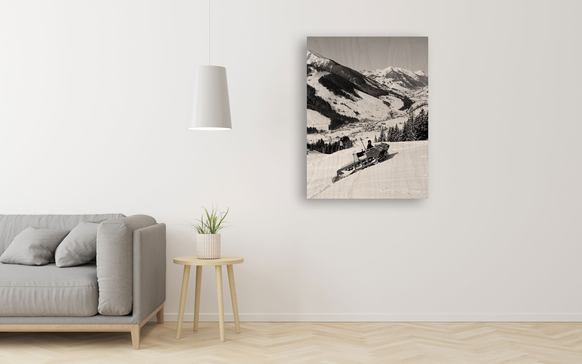 Snowcat I on wood – Bild 1